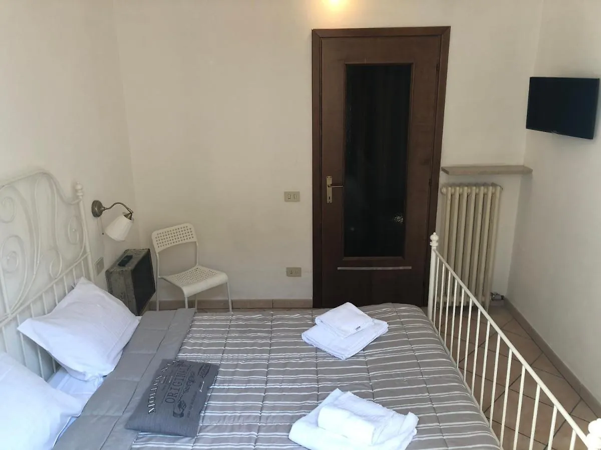 Gasthuis Ai Leoni Hotel Verona